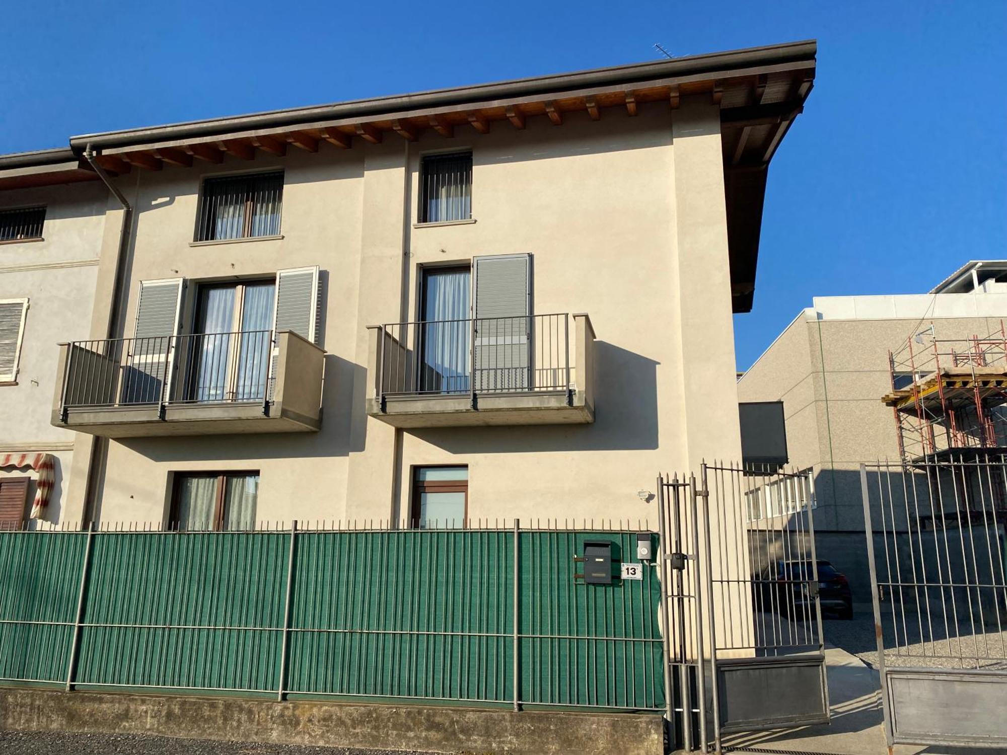 Il Caravaggio Guest House 2 Grassobbio Exterior photo